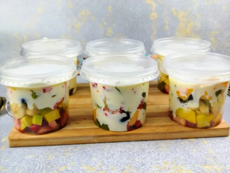 Ensalada de frutas con crema